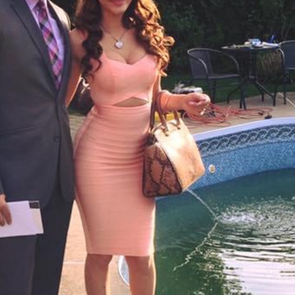 Marciano Dresses & Skirts - Marciano bandage dress